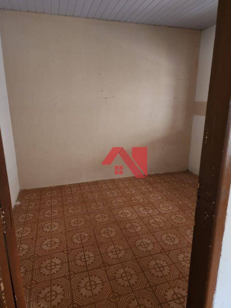 Casa à venda com 2 quartos, 101m² - Foto 9