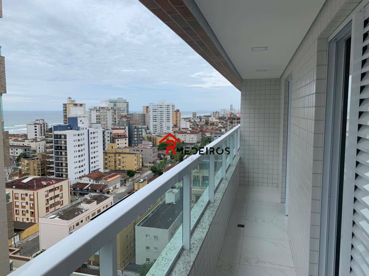 Apartamento à venda com 3 quartos, 110m² - Foto 4