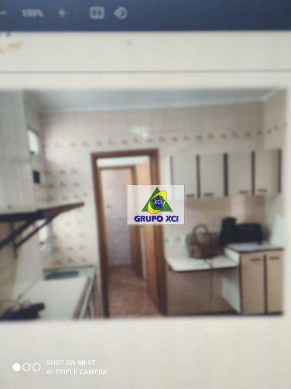 Apartamento à venda com 2 quartos, 85m² - Foto 4