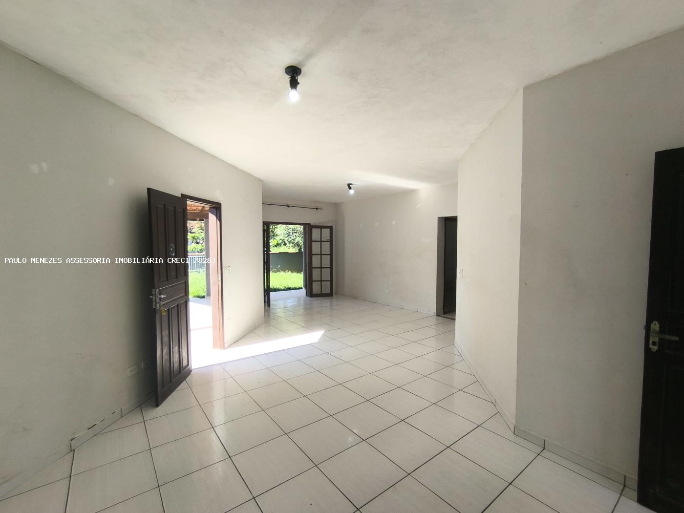 Casa à venda com 2 quartos, 384m² - Foto 17