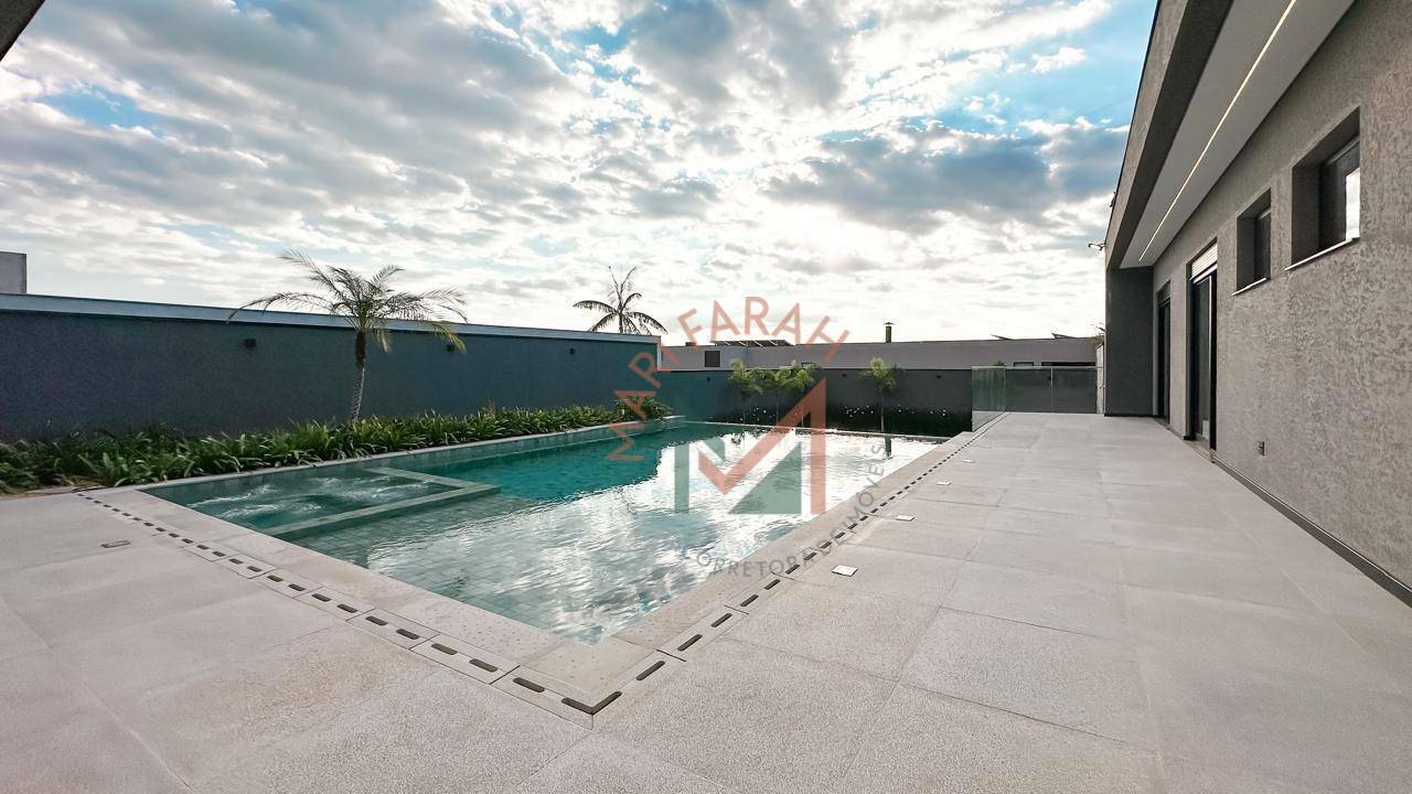 Casa de Condomínio à venda com 4 quartos, 566m² - Foto 4