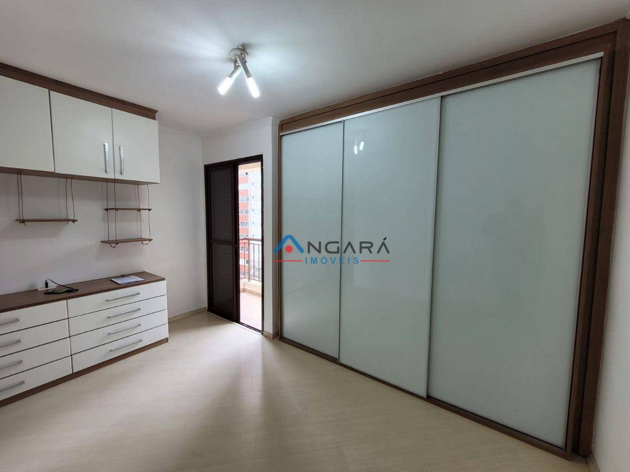 Apartamento à venda com 3 quartos, 97m² - Foto 19