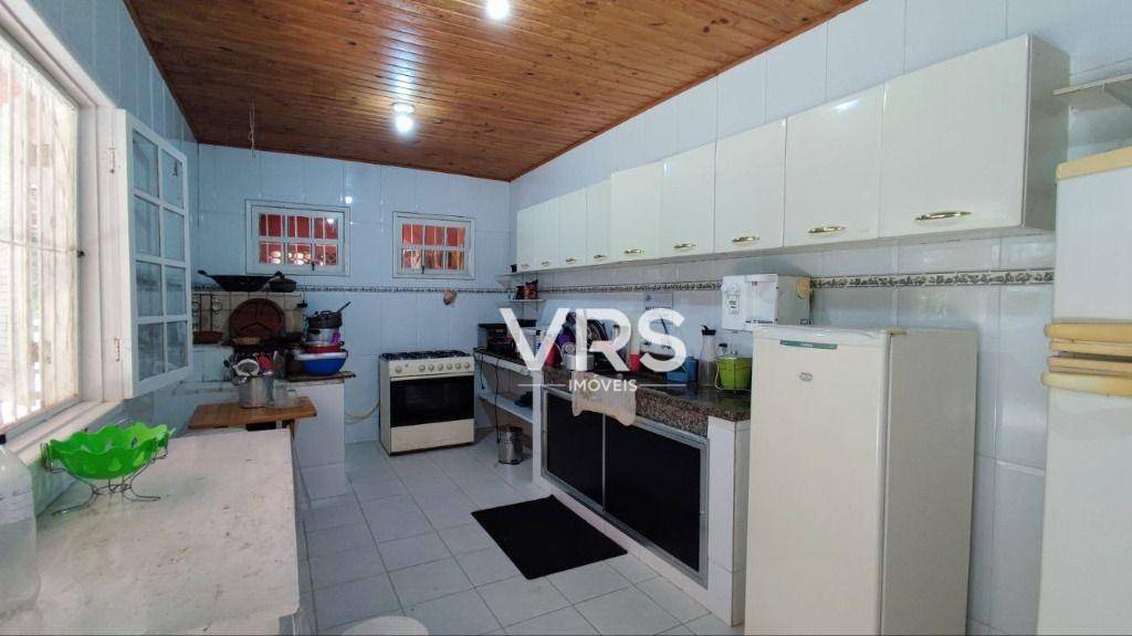 Chácara à venda com 4 quartos, 480m² - Foto 31