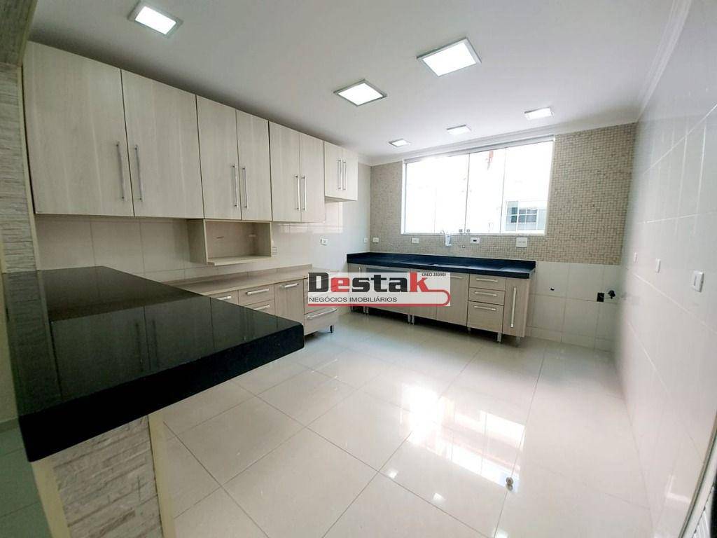 Sobrado à venda com 3 quartos, 220m² - Foto 15