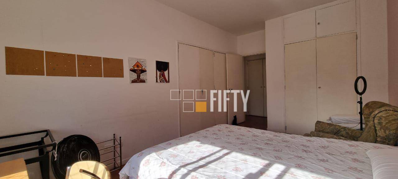 Apartamento à venda com 3 quartos, 204m² - Foto 32