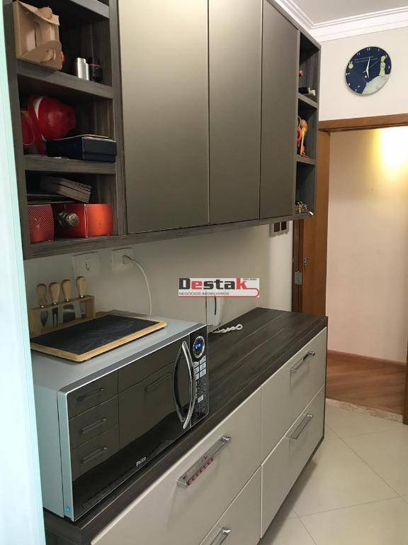 Apartamento à venda com 3 quartos, 64m² - Foto 9