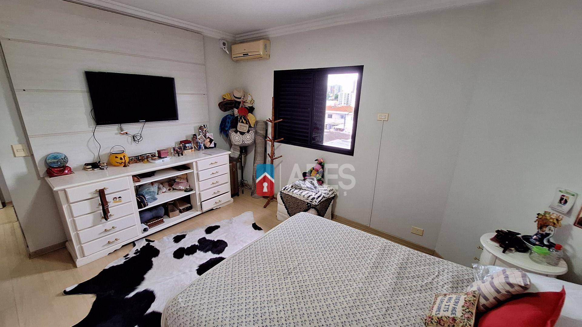 Apartamento à venda com 3 quartos, 196m² - Foto 25