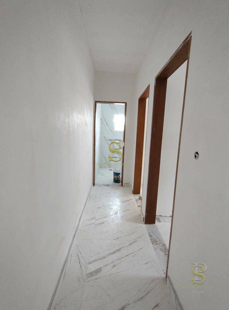 Casa à venda com 3 quartos, 100m² - Foto 14