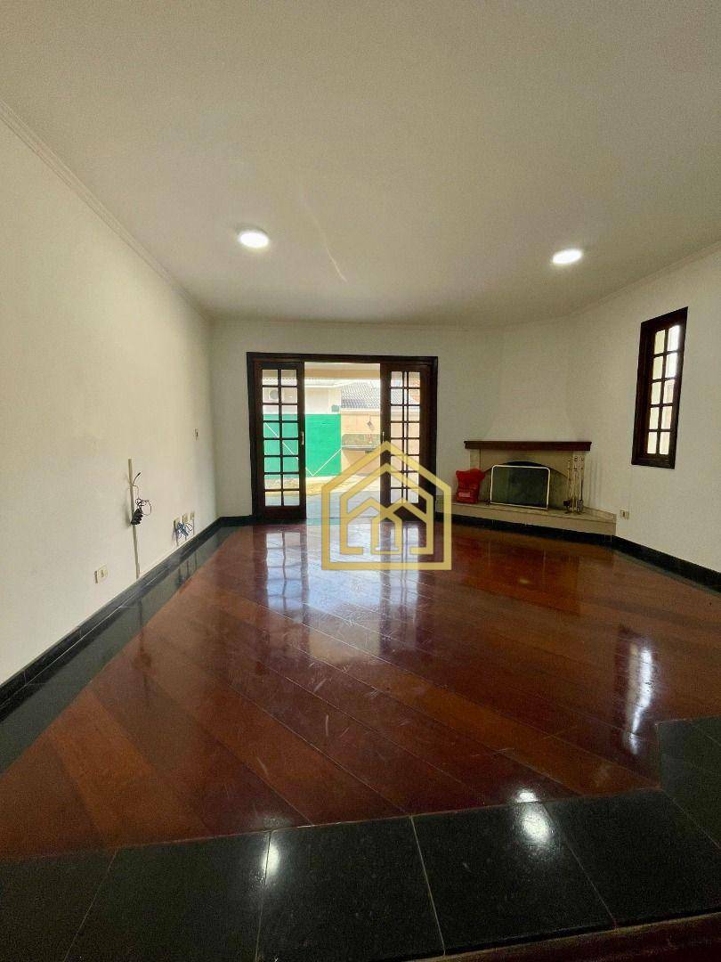 Sobrado à venda com 4 quartos, 361m² - Foto 9