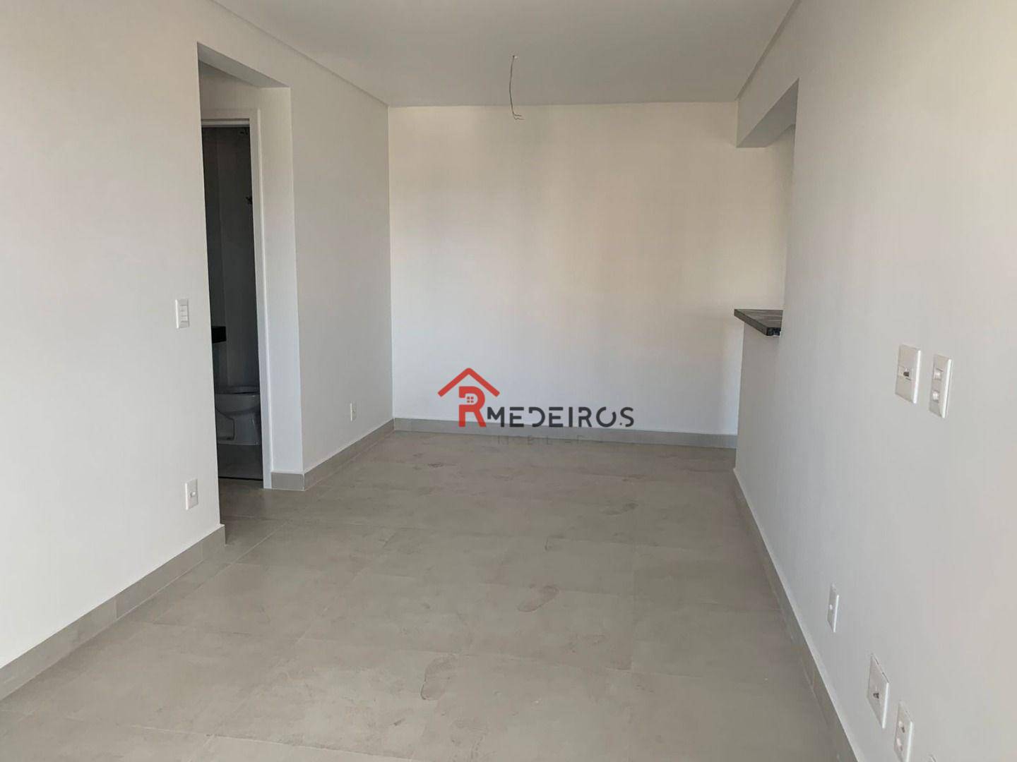 Apartamento à venda com 1 quarto, 57m² - Foto 5