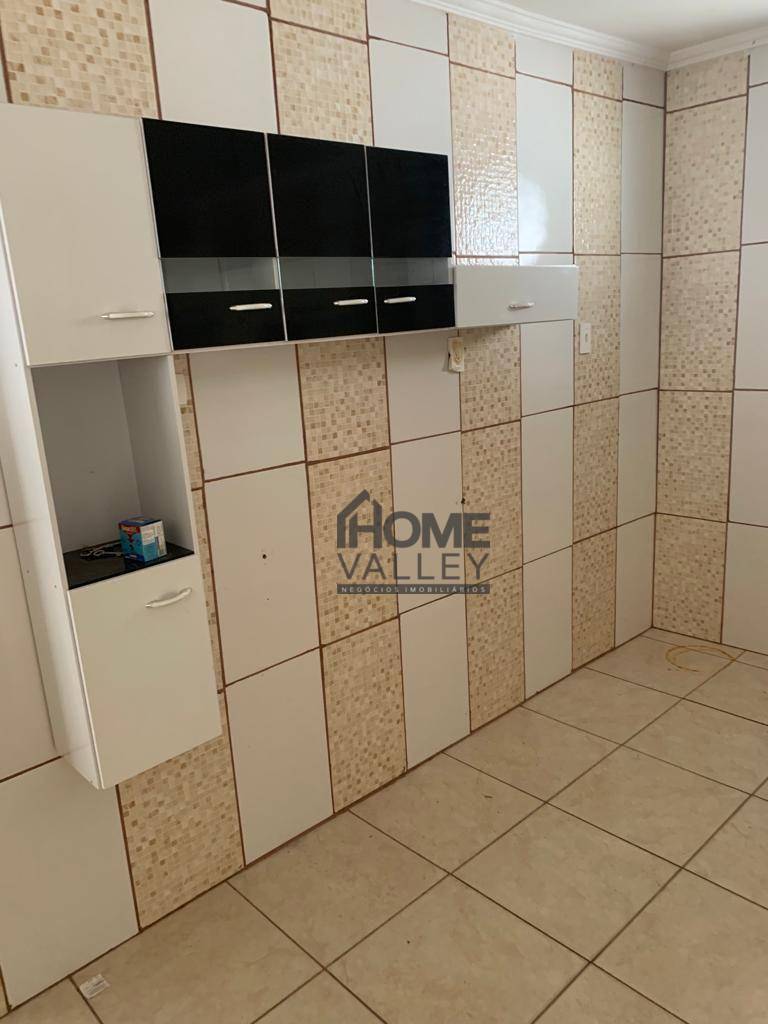 Casa à venda com 4 quartos, 190m² - Foto 8