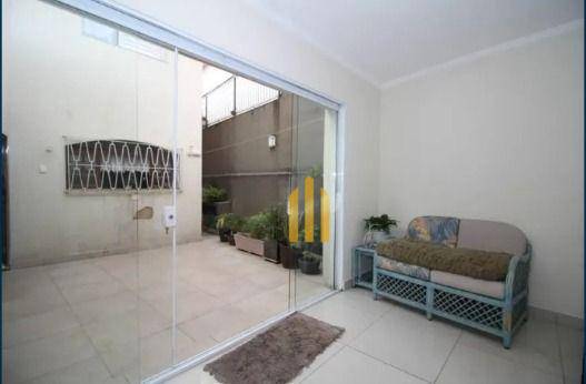 Sobrado para alugar com 4 quartos, 196m² - Foto 6