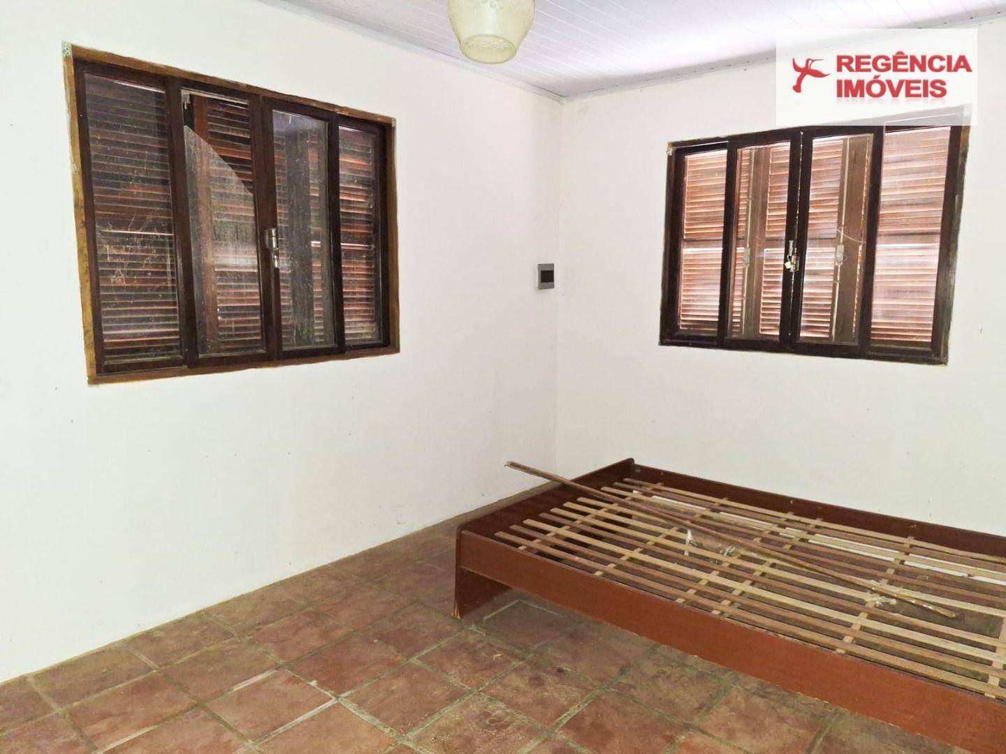 Casa à venda com 3 quartos, 90m² - Foto 7