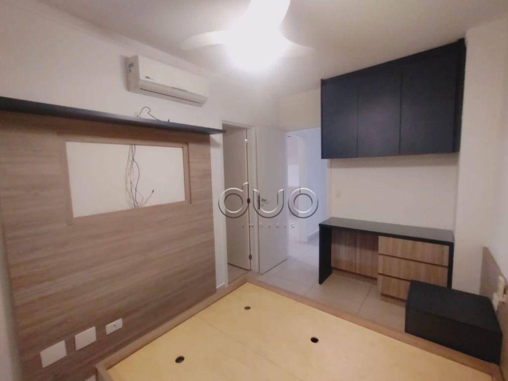 Apartamento para alugar com 3 quartos, 140m² - Foto 15