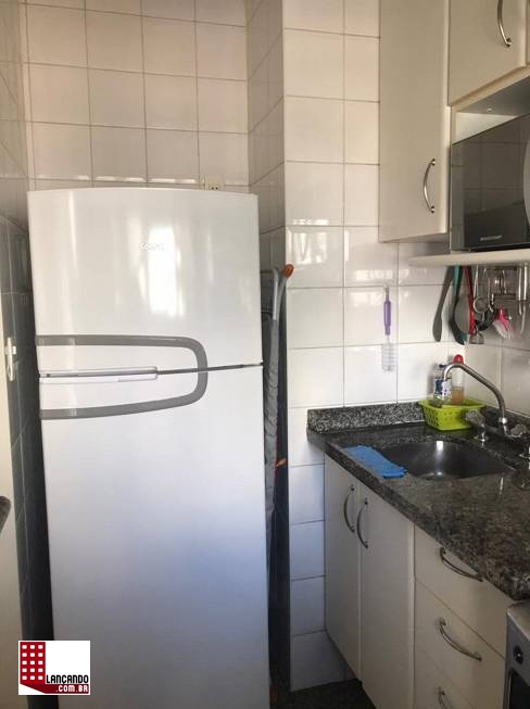 Apartamento à venda com 1 quarto, 36m² - Foto 11