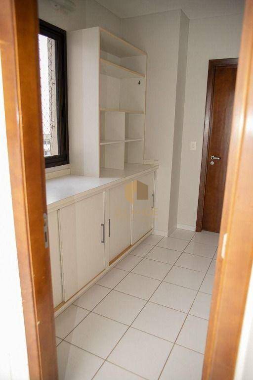 Apartamento à venda com 3 quartos, 140m² - Foto 17