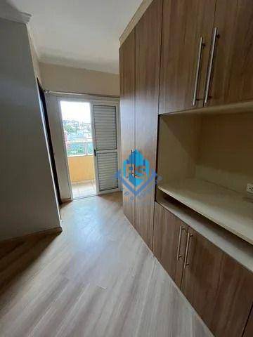 Apartamento para alugar com 3 quartos, 92m² - Foto 10