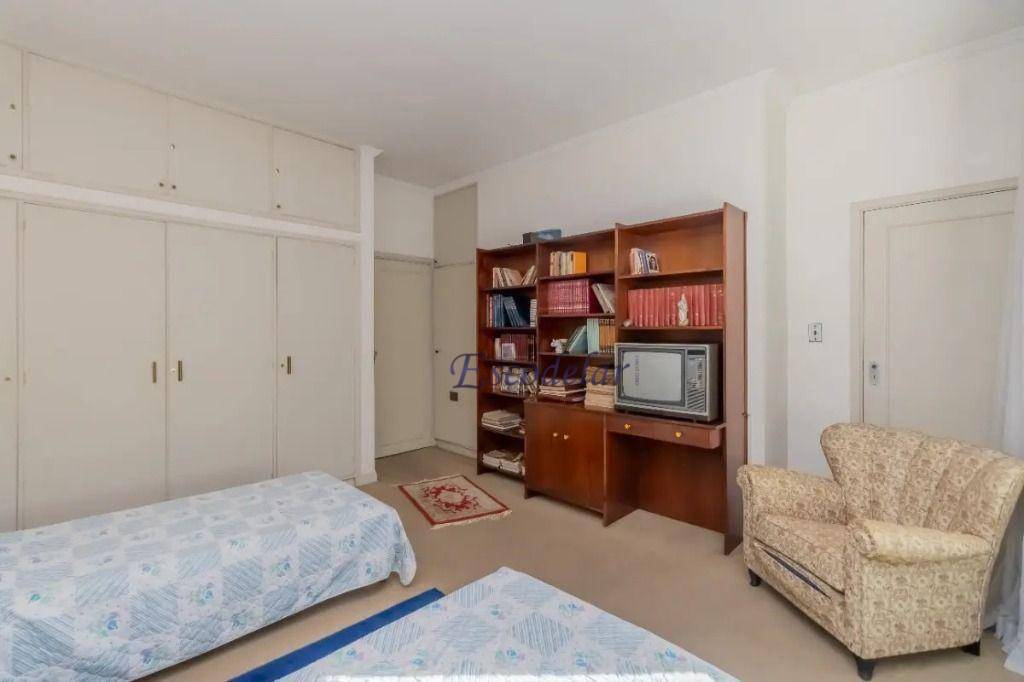 Sobrado à venda com 3 quartos, 240m² - Foto 11