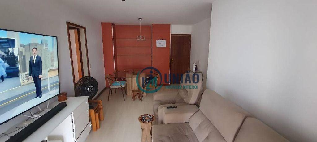 Apartamento à venda com 3 quartos, 110m² - Foto 4