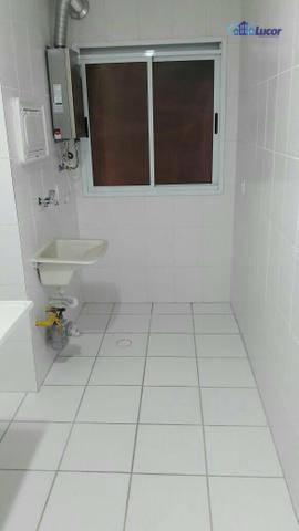 Apartamento à venda com 2 quartos, 56m² - Foto 7