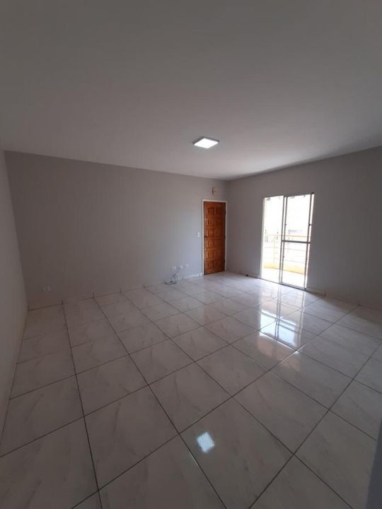 Apartamento à venda com 2 quartos, 73m² - Foto 1