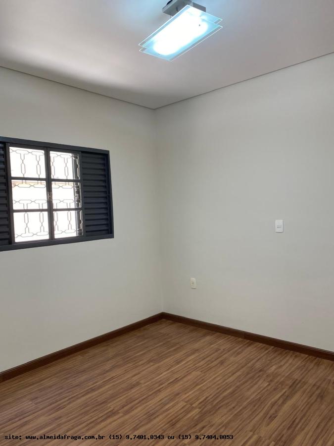 Casa à venda com 2 quartos, 125m² - Foto 13