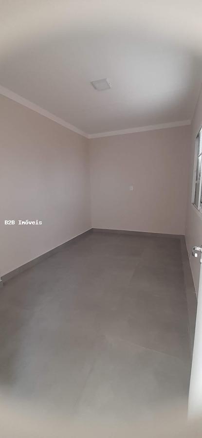 Casa à venda com 3 quartos, 193m² - Foto 17