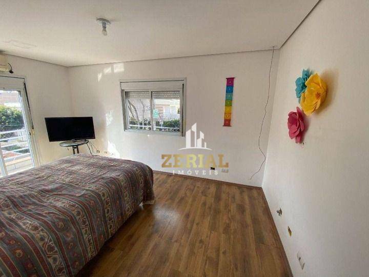 Sobrado à venda com 3 quartos, 330m² - Foto 3