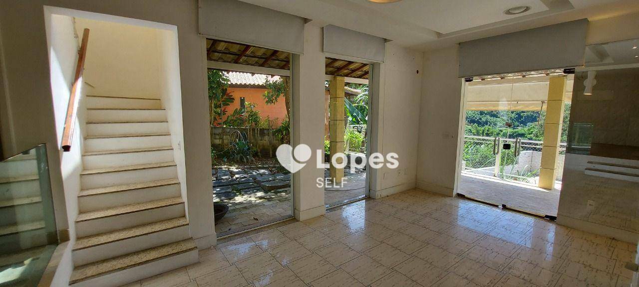 Casa de Condomínio à venda com 4 quartos, 270m² - Foto 10