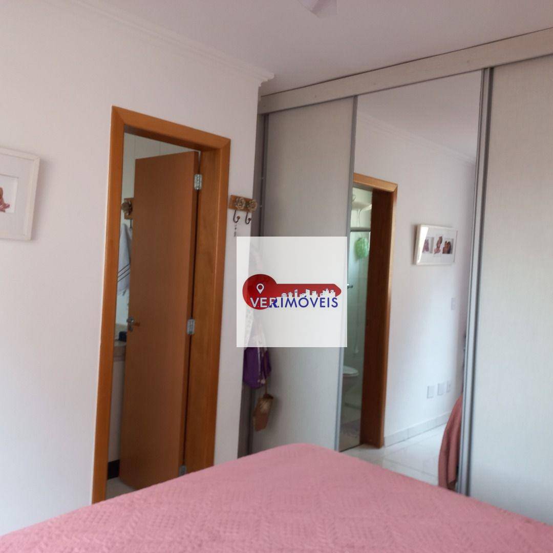 Apartamento à venda com 3 quartos, 80m² - Foto 13