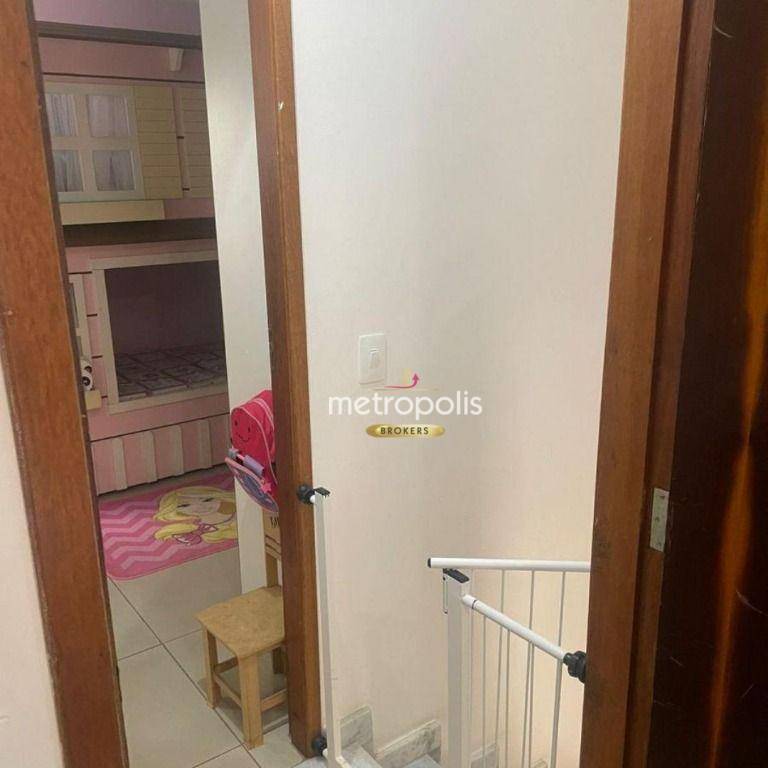 Sobrado à venda com 2 quartos, 62m² - Foto 12