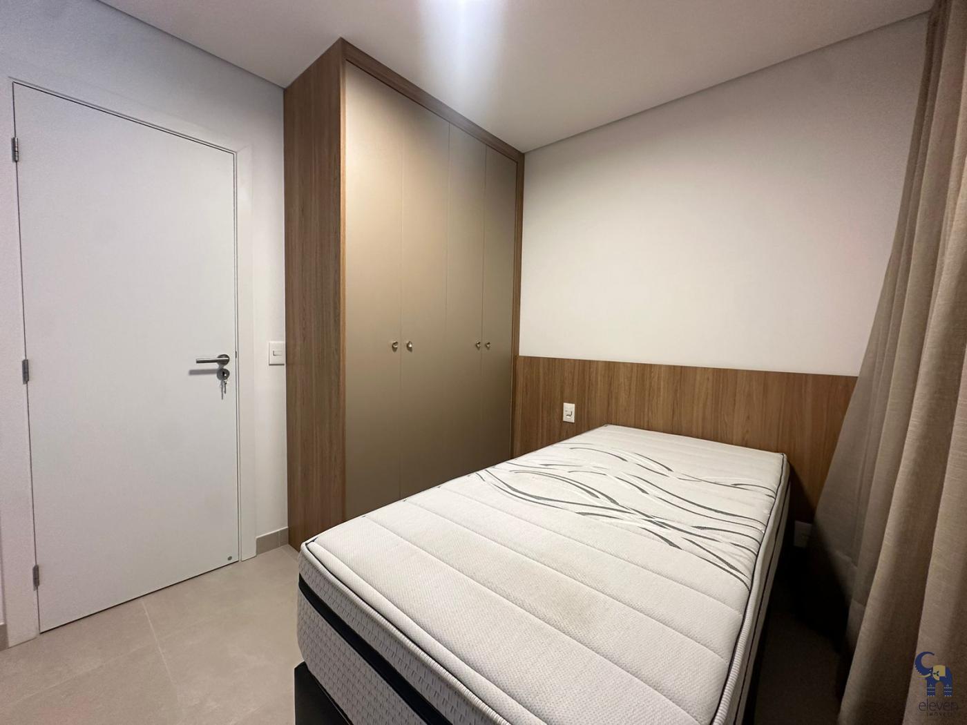 Apartamento para alugar com 2 quartos, 67m² - Foto 9