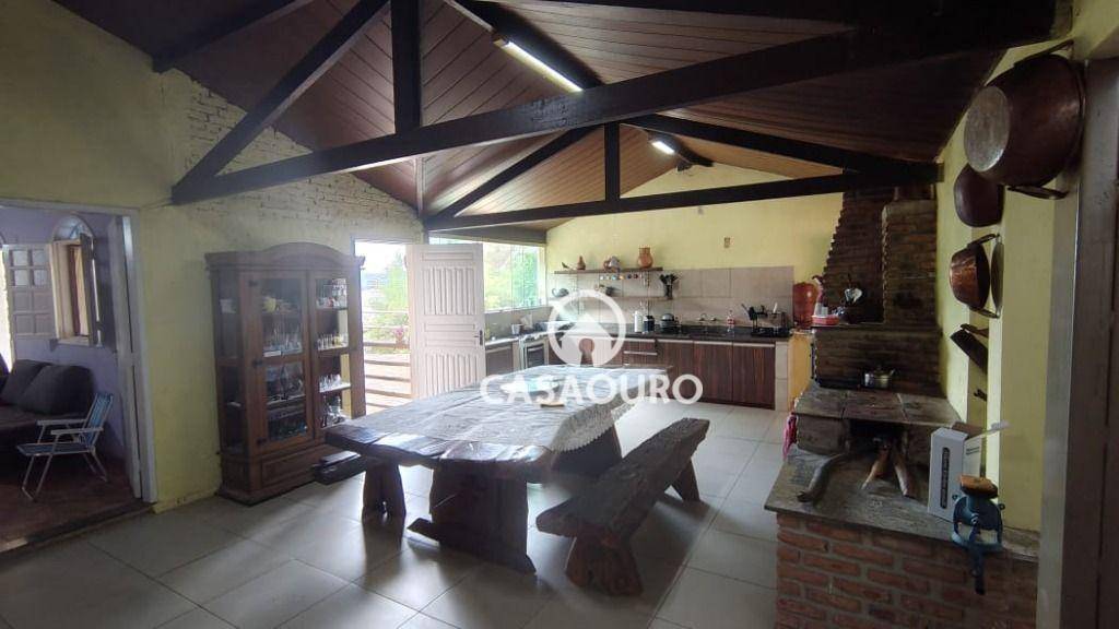 Casa de Condomínio à venda com 4 quartos, 250m² - Foto 10