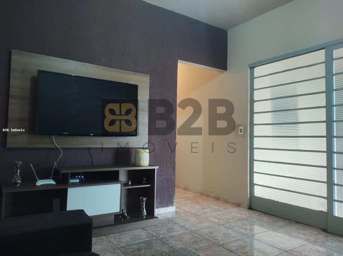 Casa à venda com 3 quartos, 109m² - Foto 10