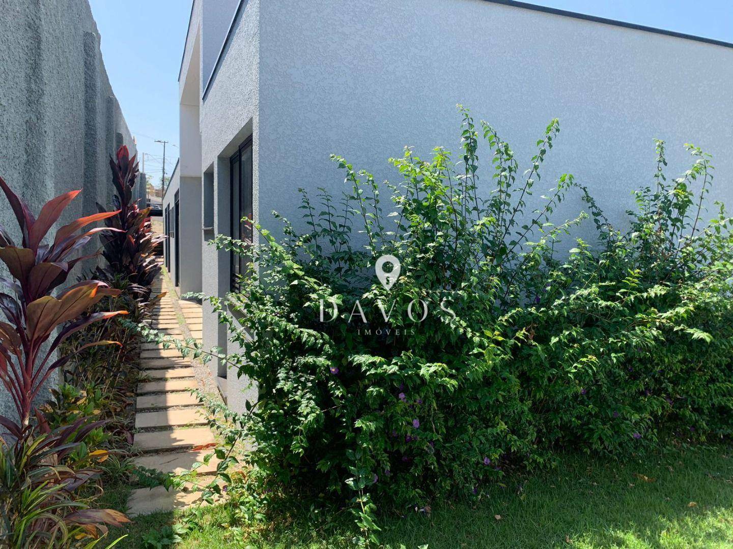 Casa à venda com 3 quartos, 227m² - Foto 4