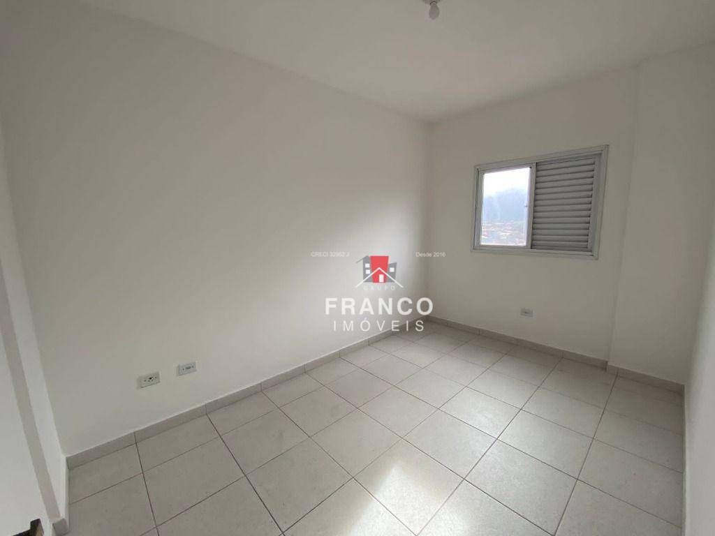 Apartamento à venda com 2 quartos, 67m² - Foto 13