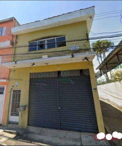 Sobrado à venda com 3 quartos, 220m² - Foto 1