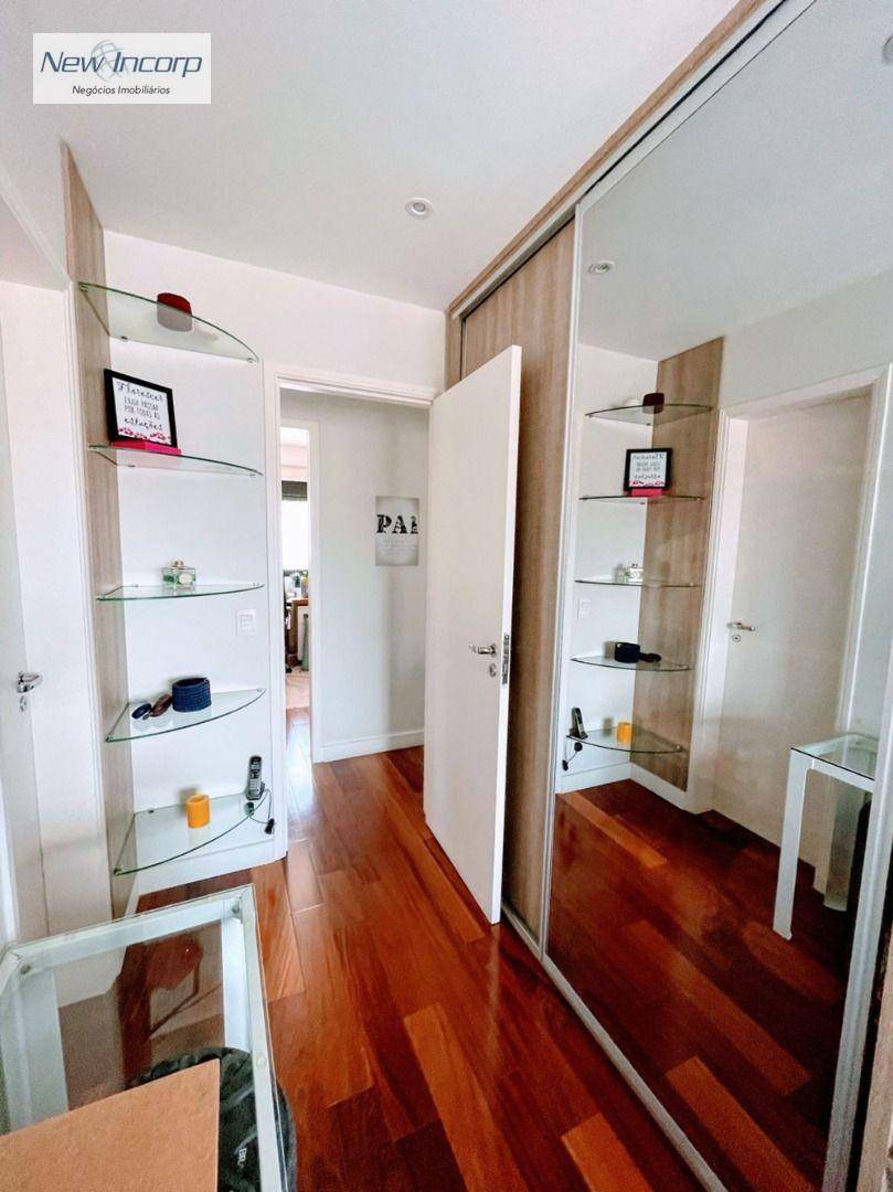 Apartamento à venda com 3 quartos, 199m² - Foto 17