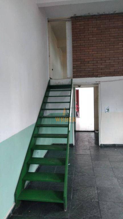 Sobrado à venda com 3 quartos, 160m² - Foto 3