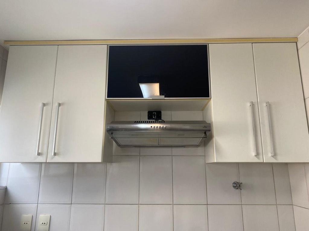 Apartamento para alugar com 2 quartos, 95m² - Foto 43