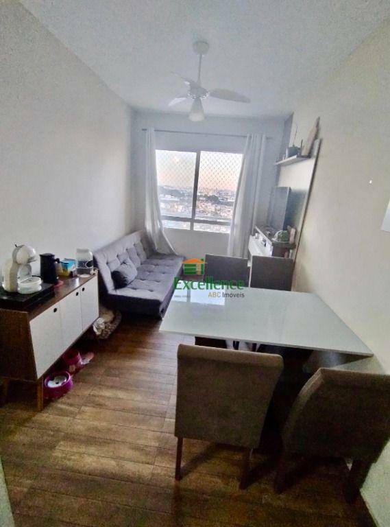 Apartamento à venda com 2 quartos, 44m² - Foto 2