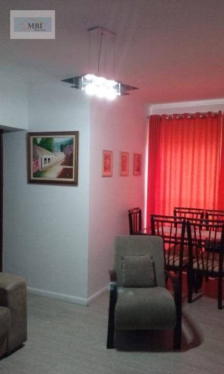 Apartamento à venda com 2 quartos, 70m² - Foto 25