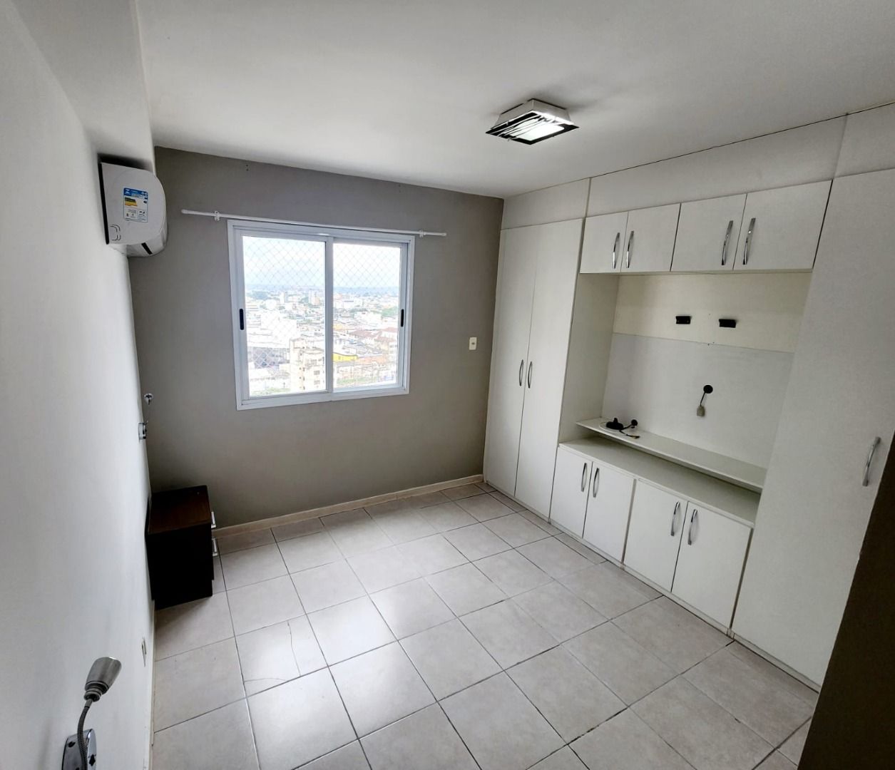 Apartamento à venda com 2 quartos, 83m² - Foto 12