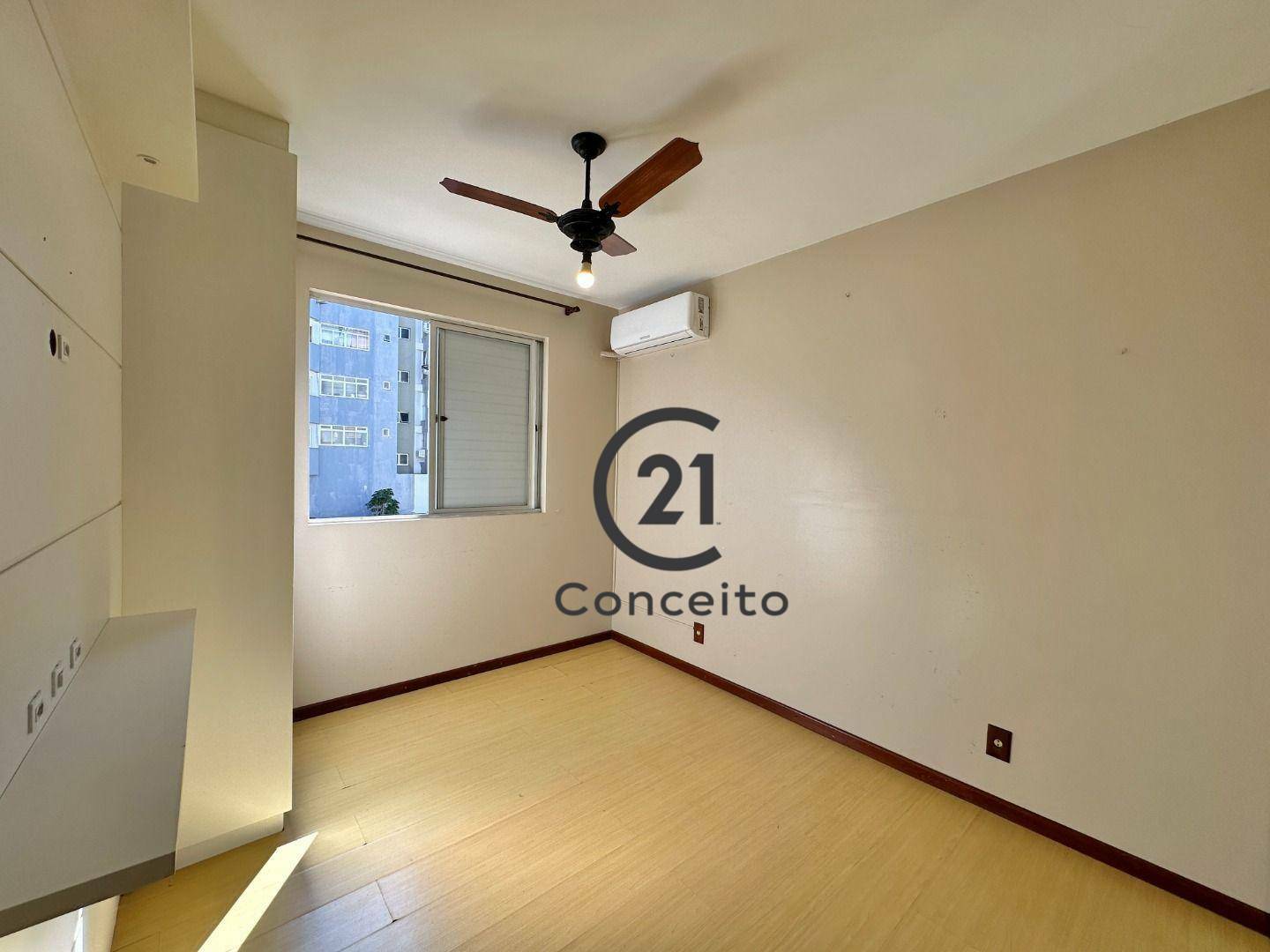 Apartamento à venda com 3 quartos, 97m² - Foto 10