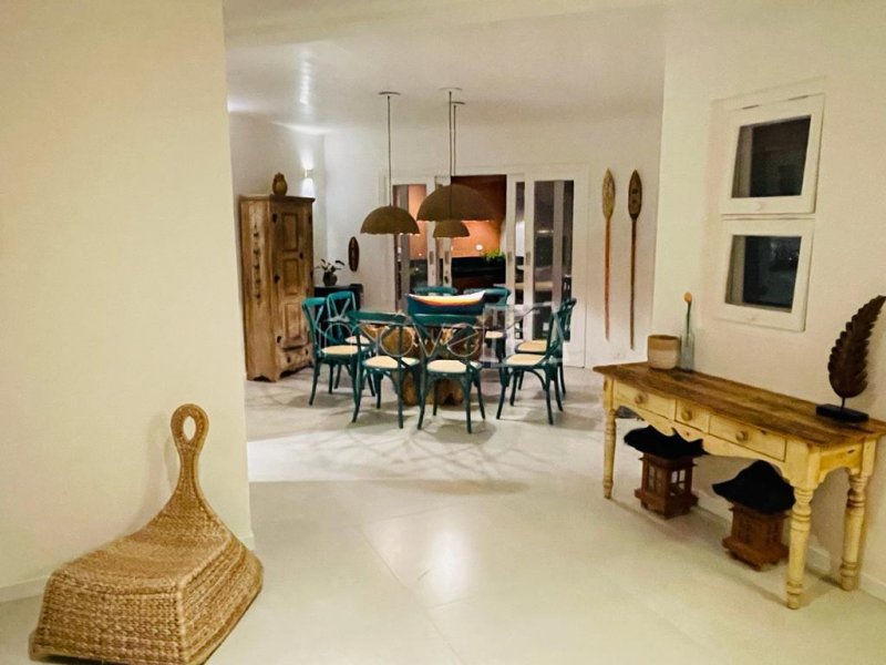 Casa à venda com 5 quartos, 76m² - Foto 17