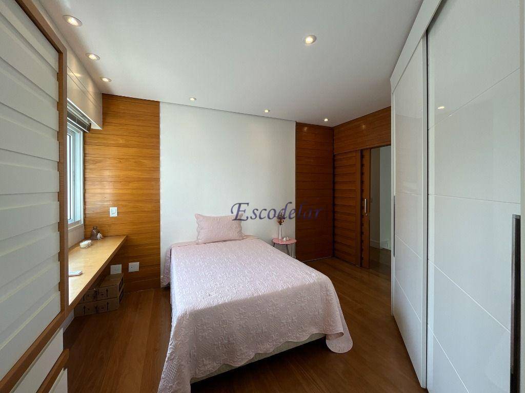 Casa de Condomínio para alugar com 4 quartos, 350m² - Foto 43