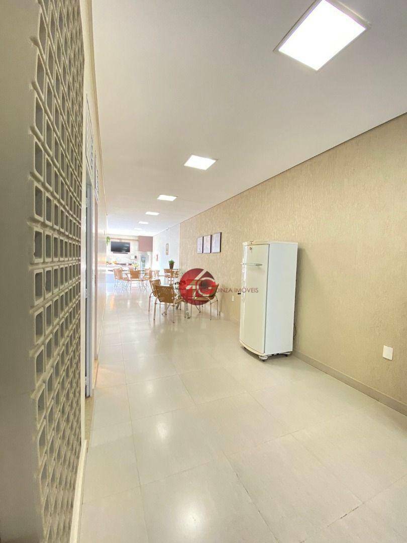 Casa à venda com 3 quartos, 310m² - Foto 9