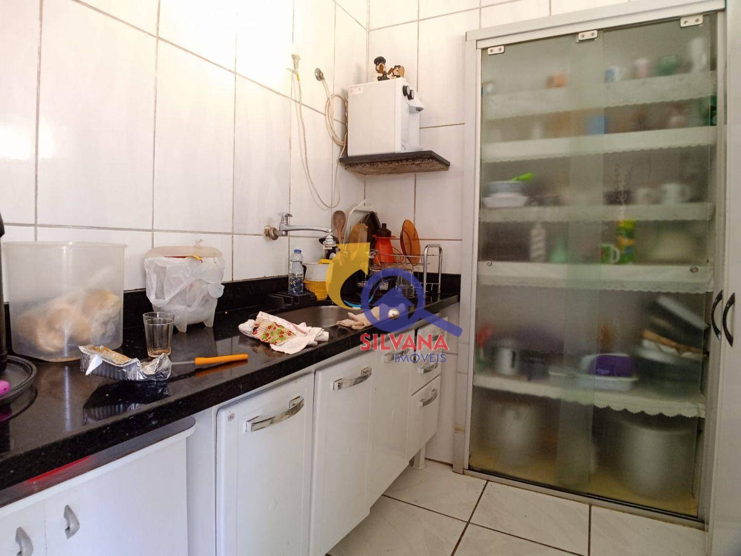 Casa à venda com 4 quartos, 128m² - Foto 6