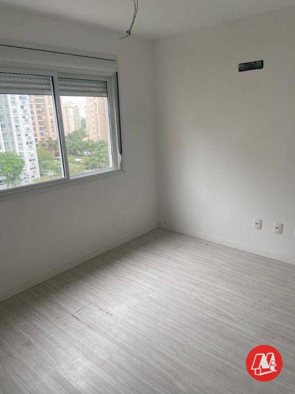 Apartamento à venda com 2 quartos, 79m² - Foto 10