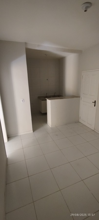 Apartamento para alugar com 1 quarto, 55m² - Foto 10